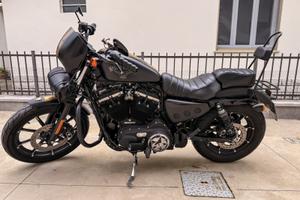 Harley-Davidson Sportster Iron 883