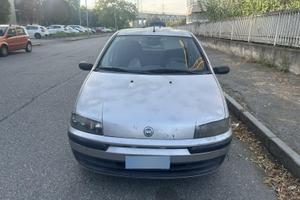 Fiat Punto 2002 1.2 benzina 5 porte da sistemare
