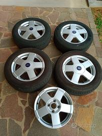 5 cerchi in lega da 15 pollici Ford Focus 2004