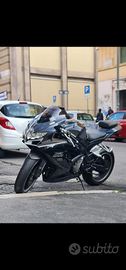 Suzuki gsx r 750 k9