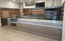 bancone-bar-con-vetrina-refrigerata-da-5000-mm