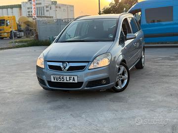 Opel Zafira 1,9 tdi 150cv guida ha destra