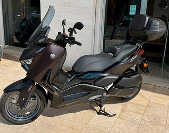 Yamaha X-Max 300 TECH 10/2024 GARANZIA ANNI 2