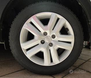 Nr. 04 PNEUMATICI MARCA LASSA INVERNALI 205/60/16