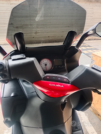 Scooter Gilera Nexus 500