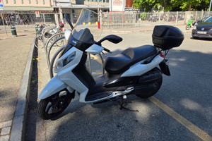 Sym citycom 300 pochi km tenuto molto bene