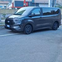 ford Tourneo  Custom 