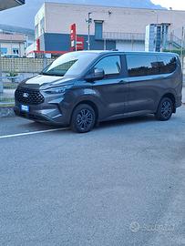 ford Tourneo  Custom 