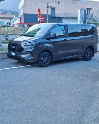 ford Tourneo  Custom 