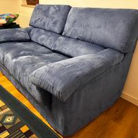Divano 2 posti buono stato - comodo colore blu