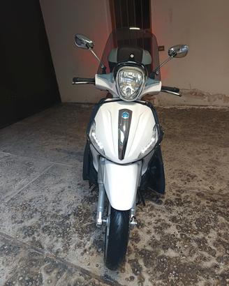 Beverly 300 del 2019