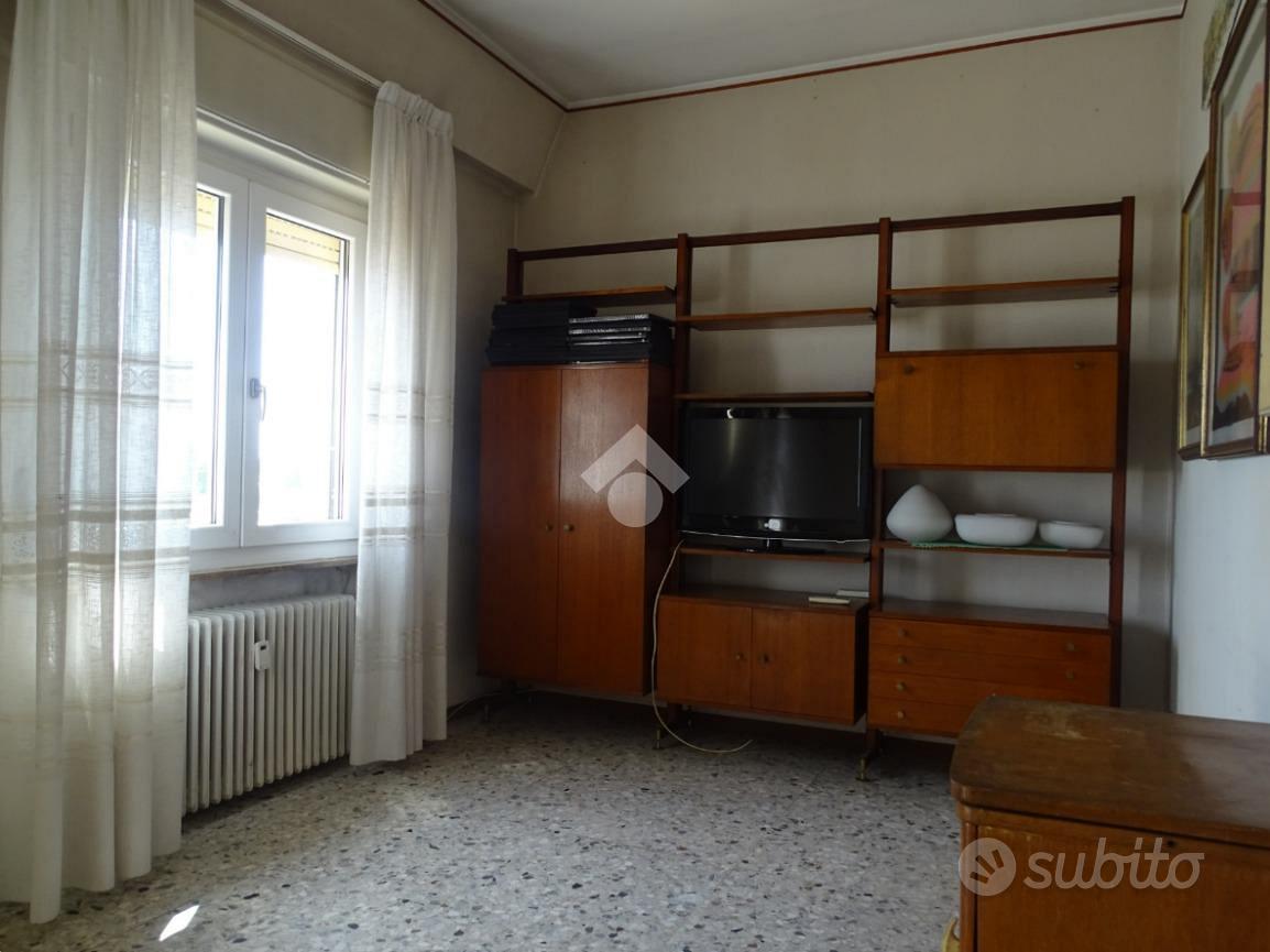 4 LOCALI A ALESSANDRIA - Altro