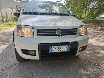 Fiat Panda 1.3 MJT 16V 4x4 Climbing NEOPATENTATI