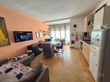 2 LOCALI A COSTA DI MEZZATE
