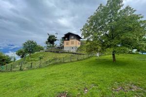 Casa indipendente di 127 m² con 3 locali a Domaso