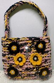 Borsa a uncinetto di lana fatta a mano