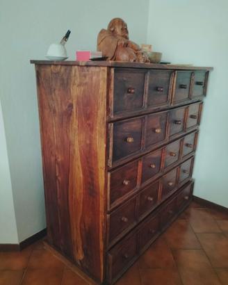 Cassettiera antica