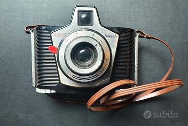 macchina fotografica vintage Ferrania