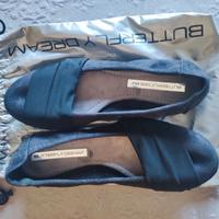 Ballerine nere scamosciate nuove n.36