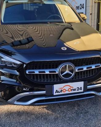 MERCEDES-BENZ GLA 180 Automatic Executive