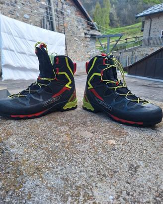 SUPERVERTIGO GTX SCARPONE MONTAGNA MONTURA