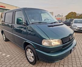 VOLKSWAGEN - Multivan - 2.5 TDI/102CV Trendline