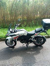 MOTO BENELLI  TRK 251