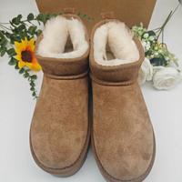 UGG Comodo stare al caldo stivali EU 37