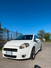 Grande punto tjet sport