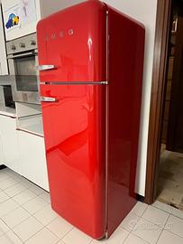 frigorifero vintage SMEG colore rosso