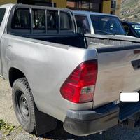 TOYOTA Hilux 2.4 D-4D 4WD 2 porte Extra Cab Comf