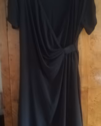 Abito midi nero stile "wrap" marca Kaos