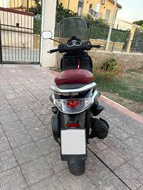Beverly 250 2006