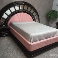 Letto con comodini integrati e Comò