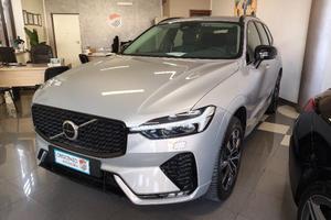 VOLVO XC60 B4 (d) automatico Plus Dark - Azienda