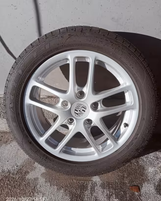Per Porsche 987  4 cerchi con 4 gomme Goodyear 