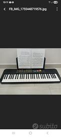 pianola tastiera Yamaha usata pochissimo