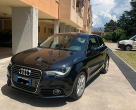 AUDI A1 1.6 TDI 90Cv Ambition neopatentati