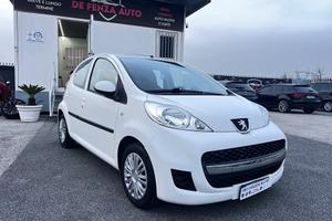 Peugeot 107 1.0 68CV 5p. Plaisir