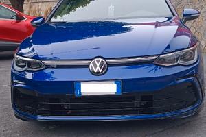 Golf VIII Hybrid 2024 1.5 eTSI evo R-line 150cv