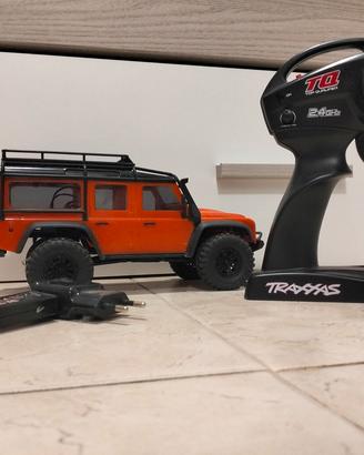 macchina telecomandata difender Land rover 