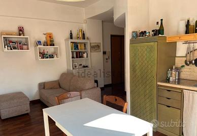 BALDO DEGLI UBALDI BiLOCALE CON BALCONE