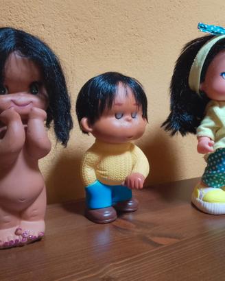 tre pupazzi in gomma dura