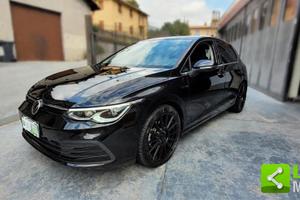 VOLKSWAGEN Golf 1.5 MILD HYBRID 150