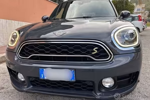 Mini Cooper S Countryman se all4 ibrida plug in 22