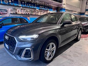 Audi Q5 40 2.0 tdi MHEV S line Quattro S-tronic
