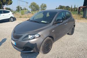 Lancia Ypsilon 1.0 HYBRID Tua a 153€ al Mese