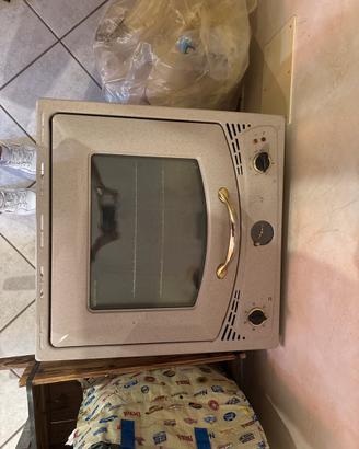 Forno da incasso funzionante