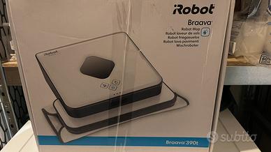 Robot pulisci pavimenti