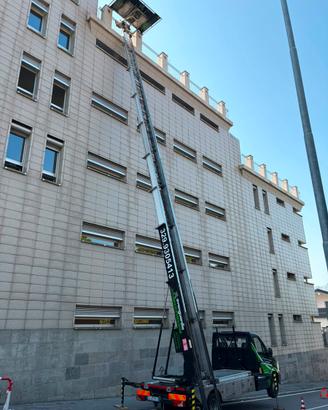 Noleggio Autoscala con operatore